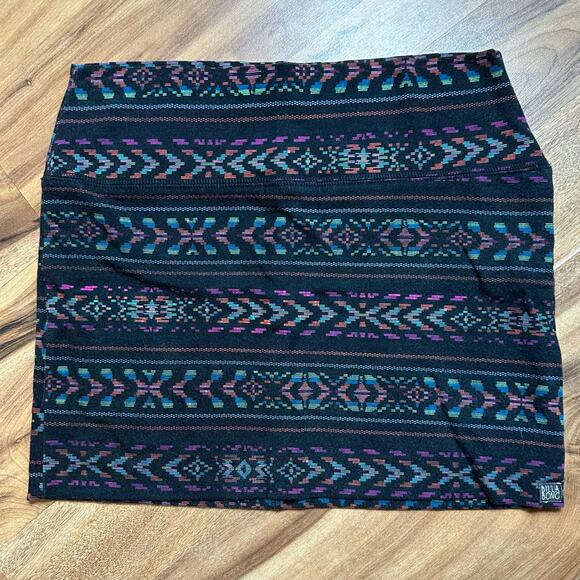 Billabong Stretch Printed Mini Skirt Size Small - Picture 1 of 4